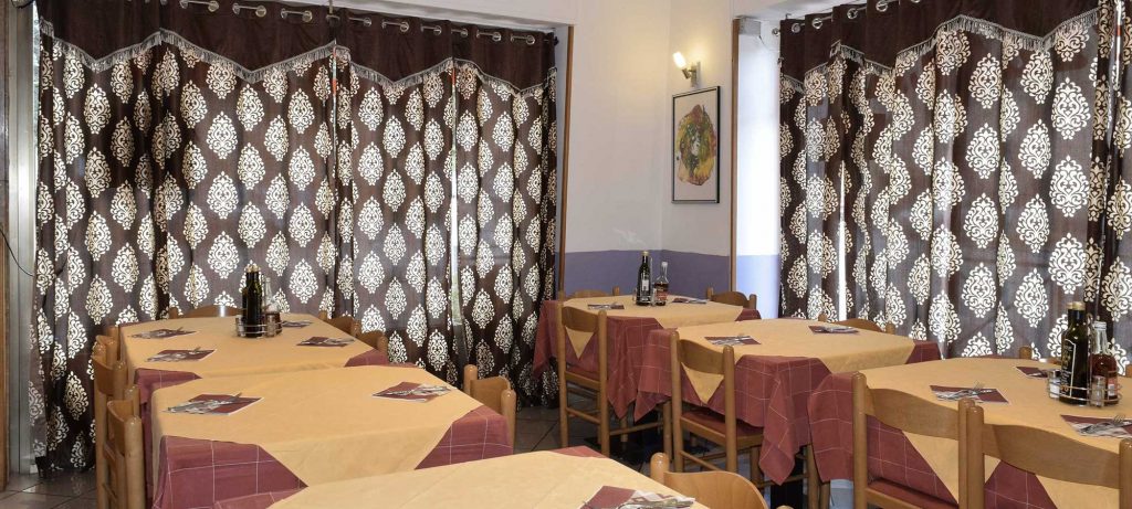 ristorante-interno-sala